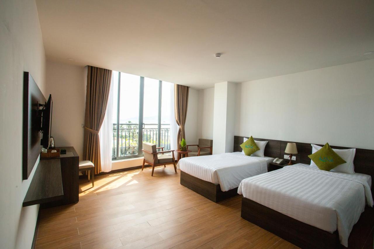 Lava Hotel Nha Trang Exteriör bild