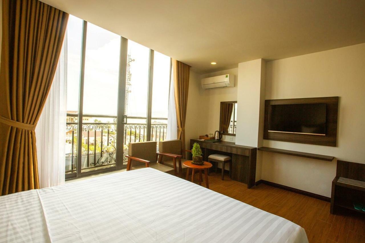 Lava Hotel Nha Trang Exteriör bild